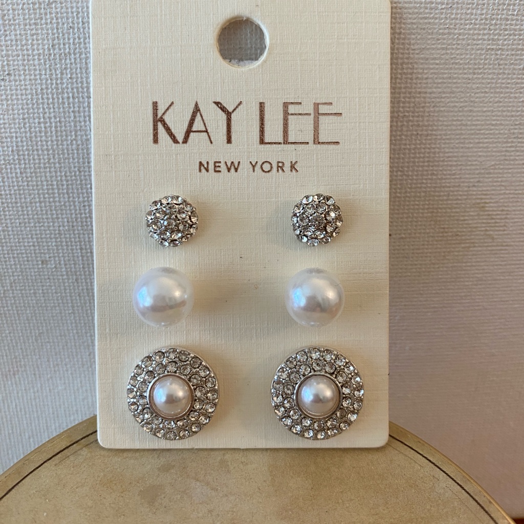 Silver And Pearl Earrings Set